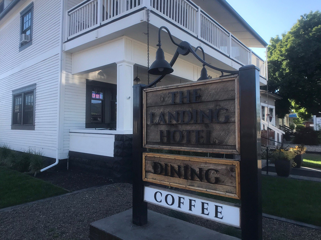 The Landing Hotel主图