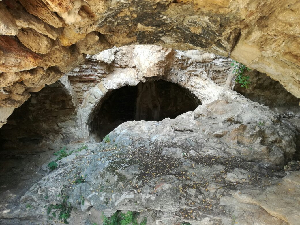 Cave of Sulla景点图片