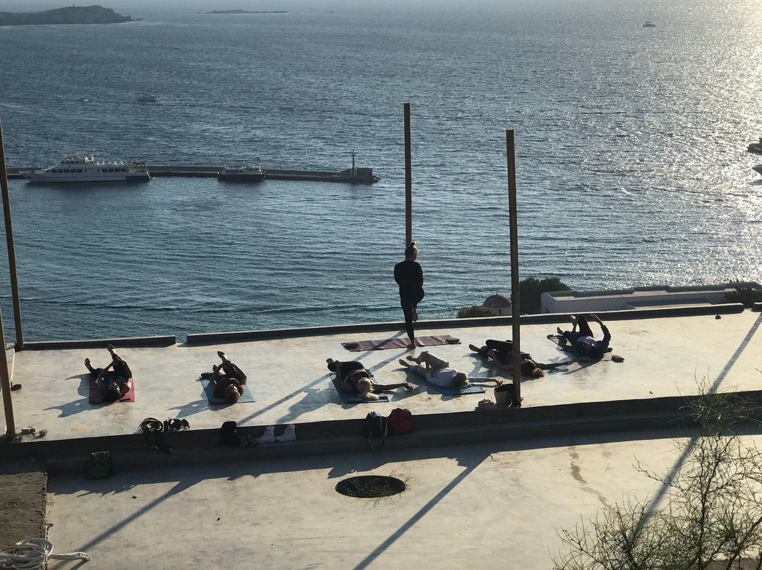 Sunset Yoga景点图片