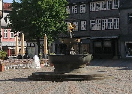 Marktbrunnen-戈斯拉尔必去景点