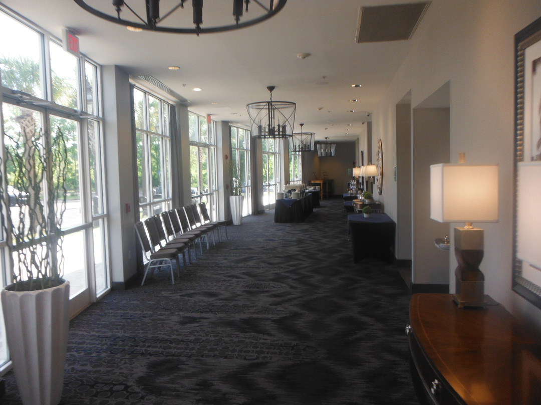 Doubletree By Hilton North Charleston Convention Center主图