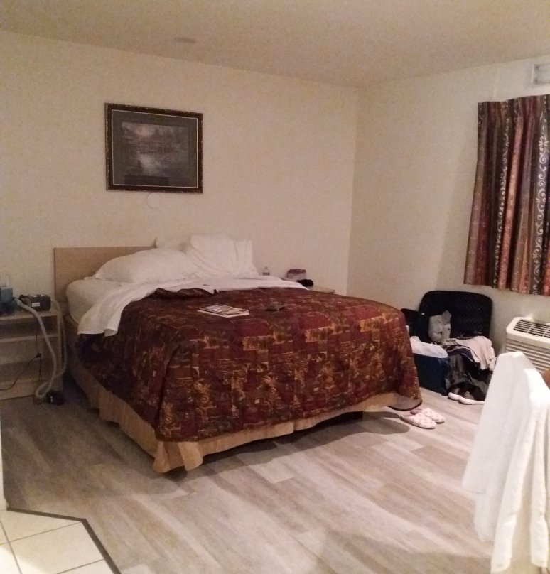 快乐罗杰酒店主图