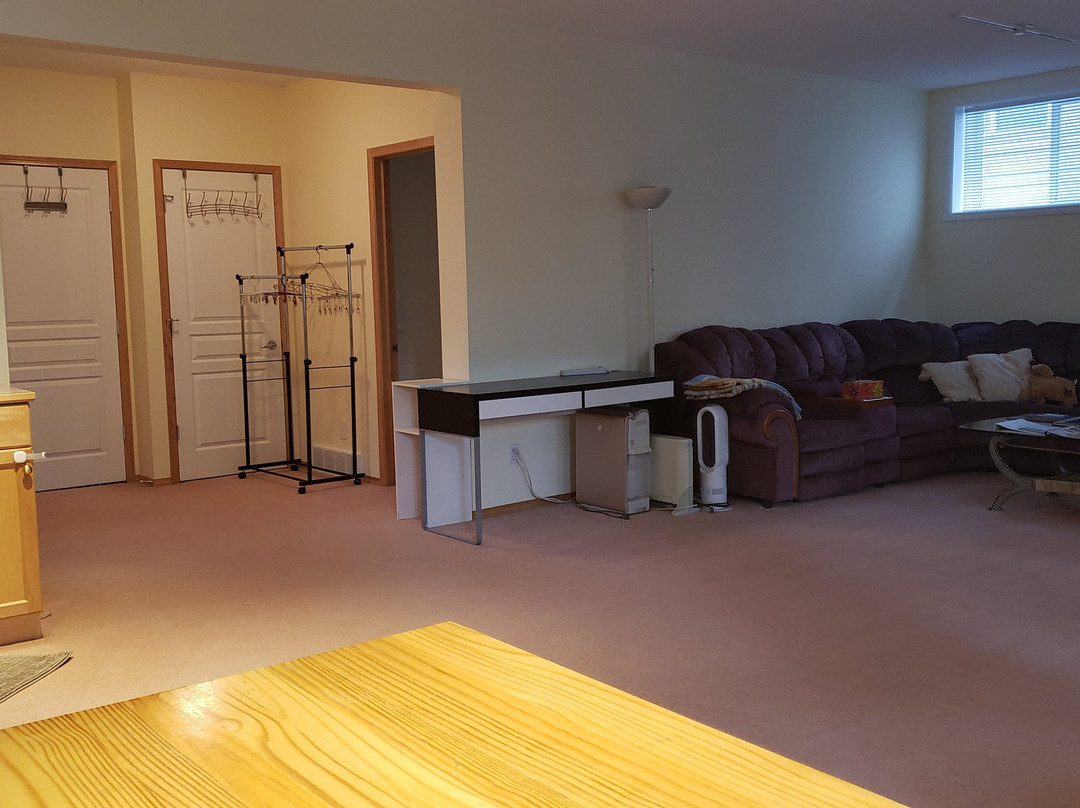 Glassi Heights主图