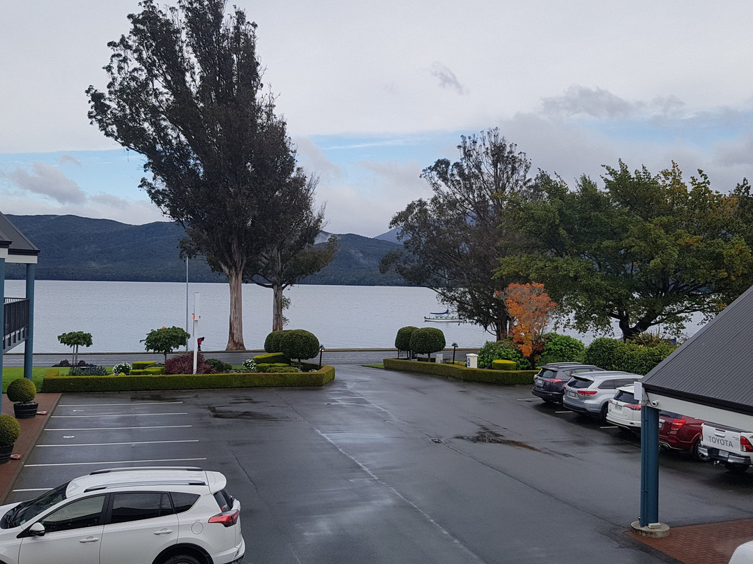 雷德福德湖上汽车旅馆主图