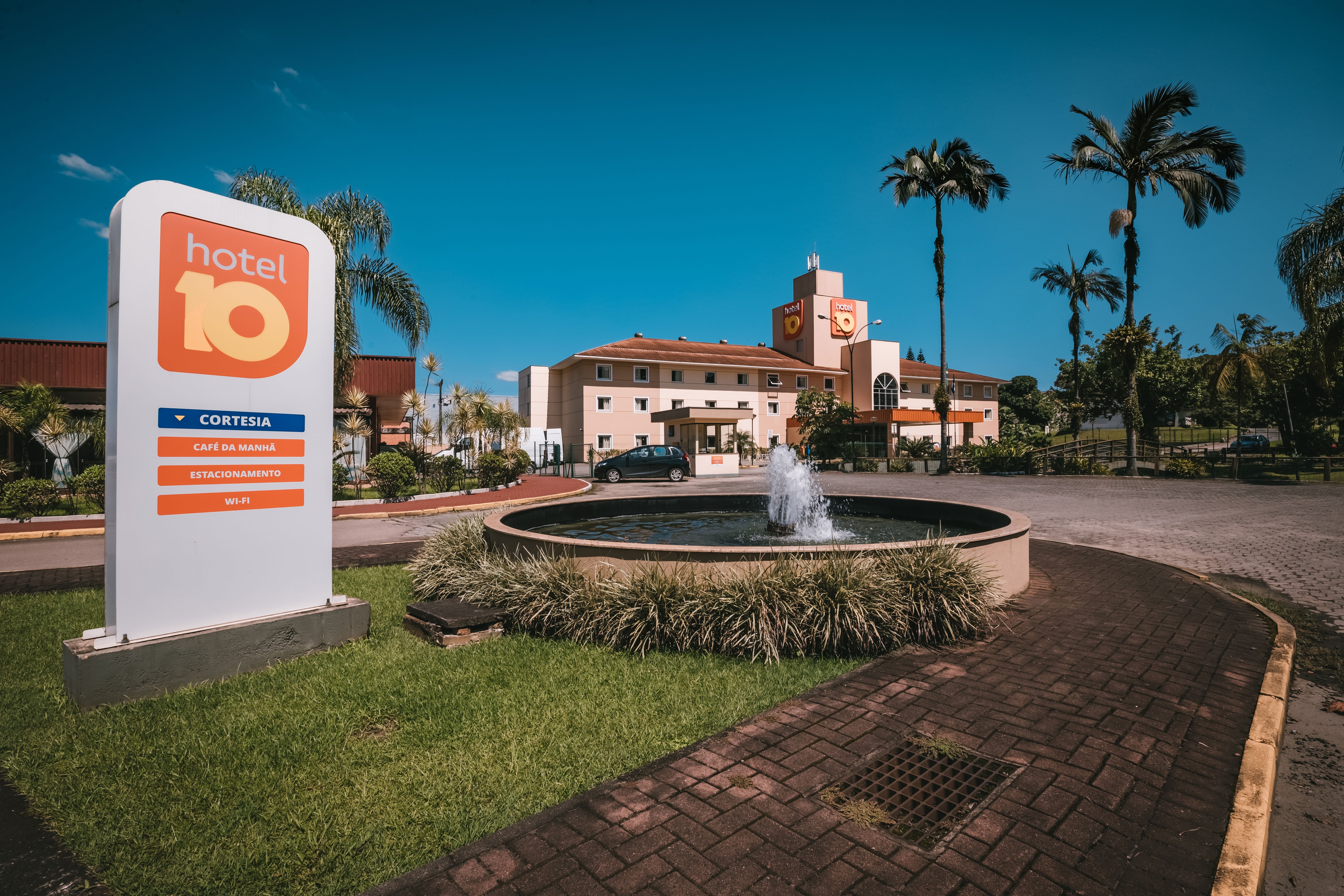 Hotel 10 Joinville-官方