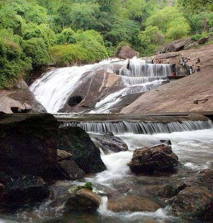 Kovai Kutralam Water Falls景点图片