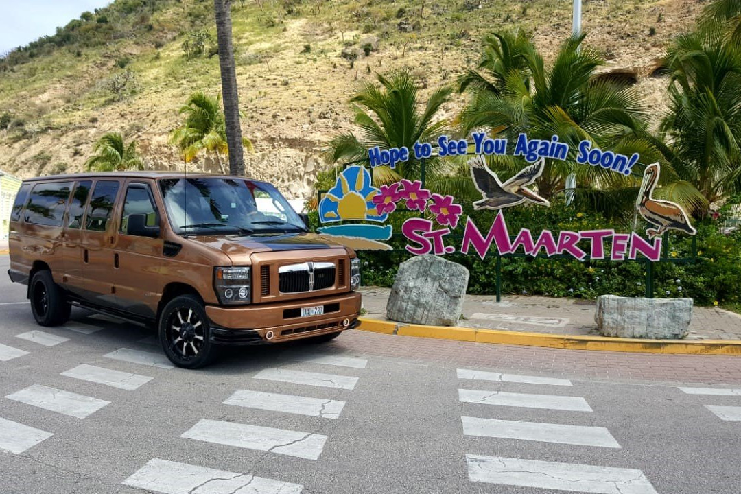 Coral Transportation-Pointe Blanche必去景点