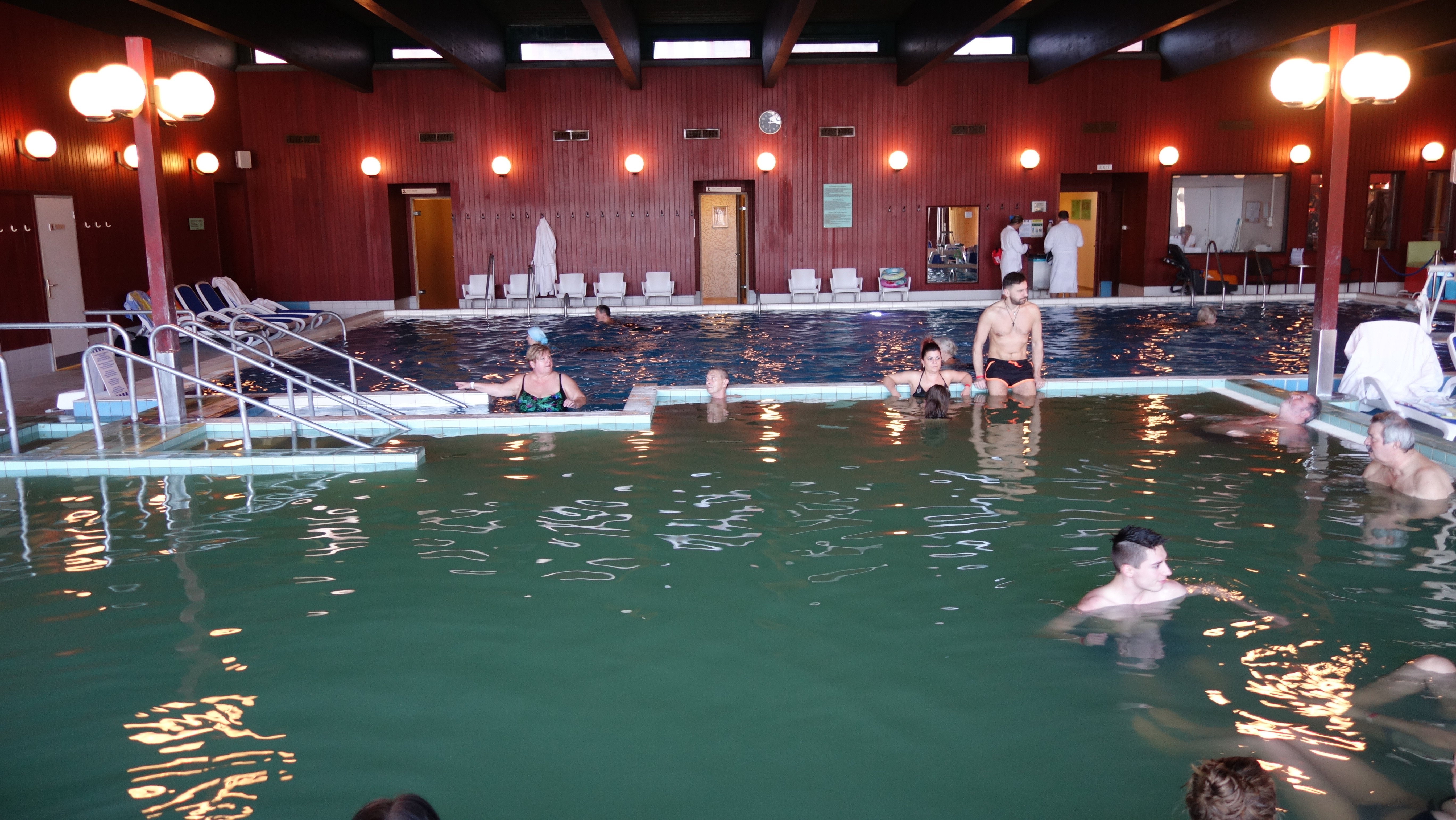 Danubius Hotel Bük-泳池