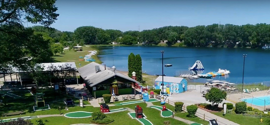 Lakeshore Camp Resort