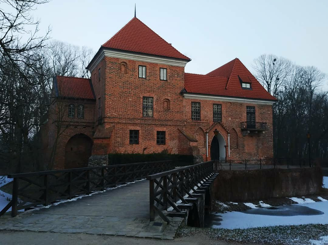 Oporów Castle Museum景点图片