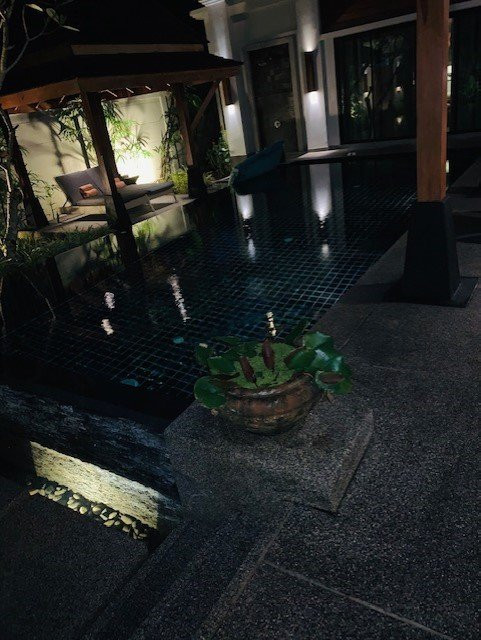 贝尔泳池别墅度假村主图