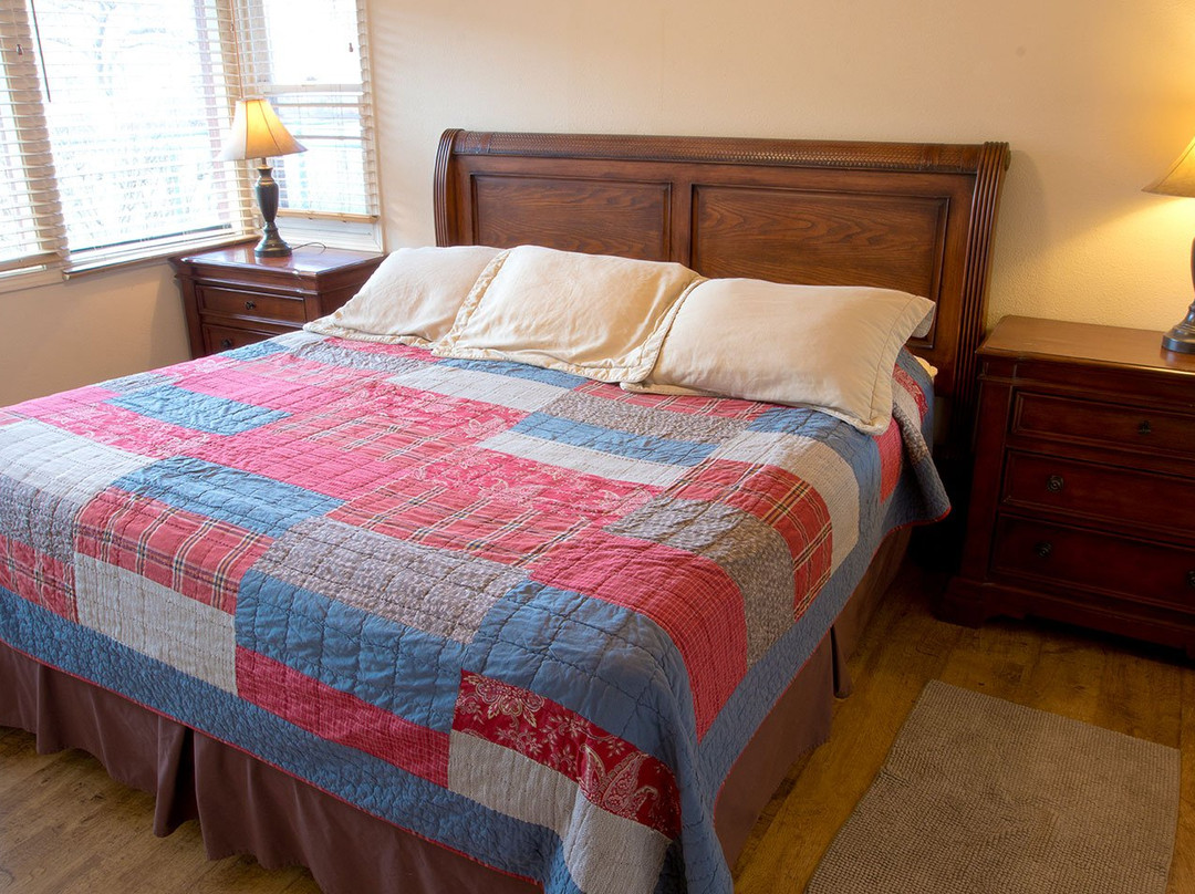 Imperial River Company主图