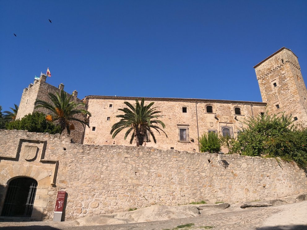 Casa-Fuerte de Luis de Chaves "el Viejo"景点图片