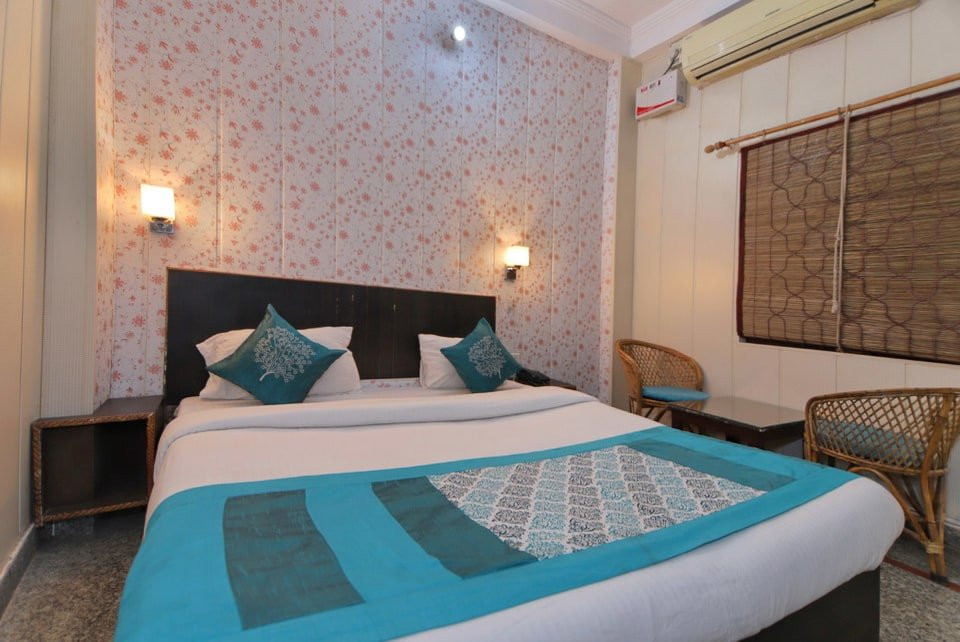 OYO 8988 Radha Krishna Guest House主图