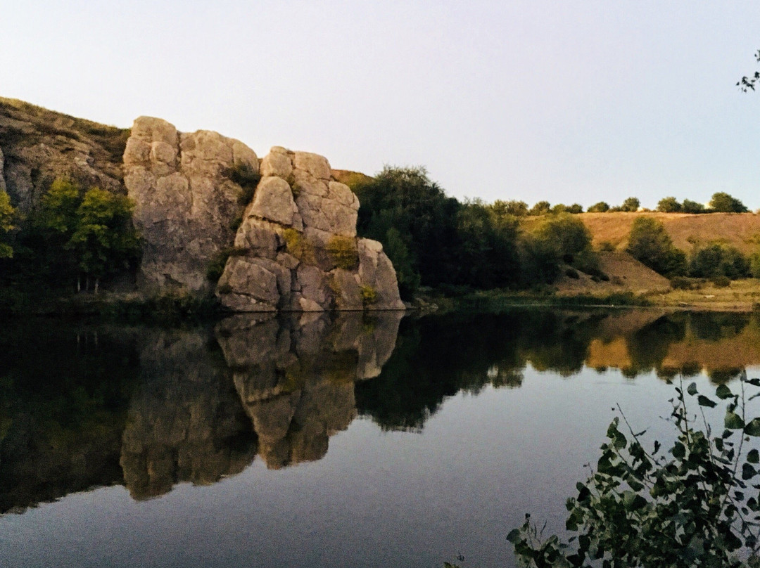 Avilovy  Mountains景点图片