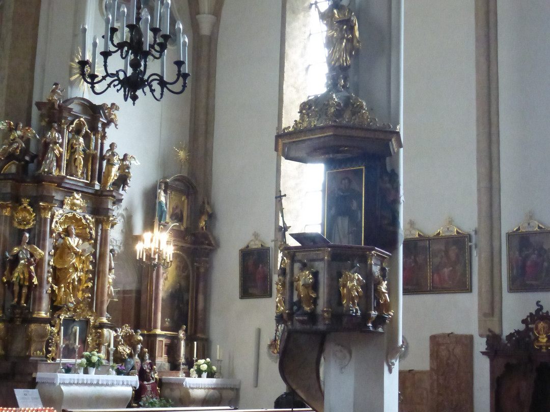 Pfarrkirche "Zum Heiligen Andreas"-基茨比厄尔必去景点