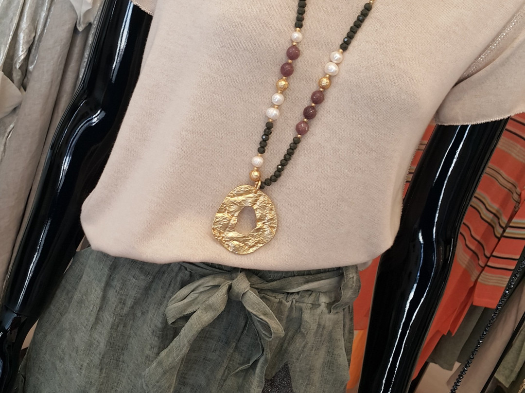 Genevieve Boutique-Marigot必去景点