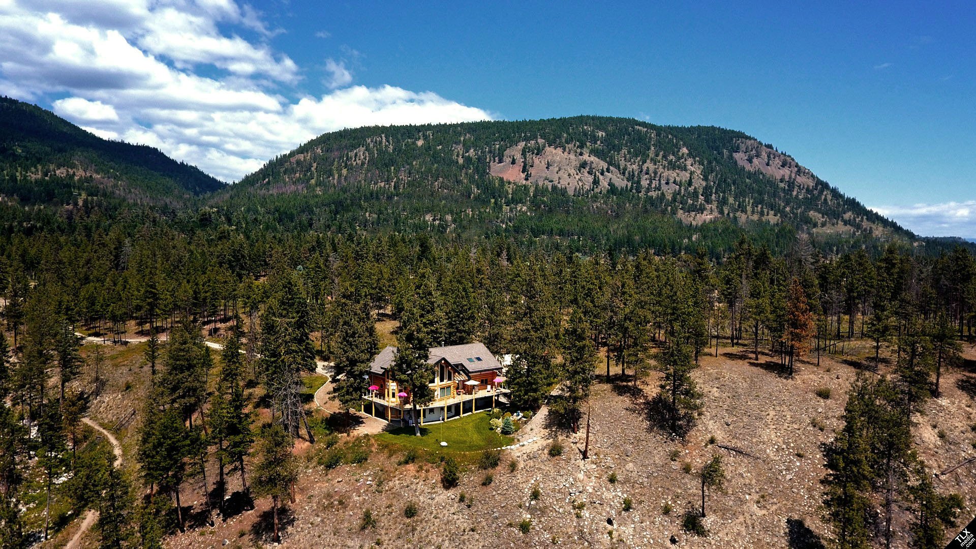 Log Home Bed & Breakfast-官方