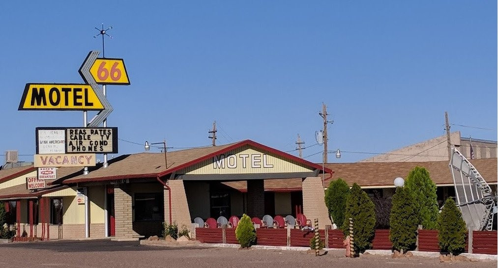 66 Motel主图