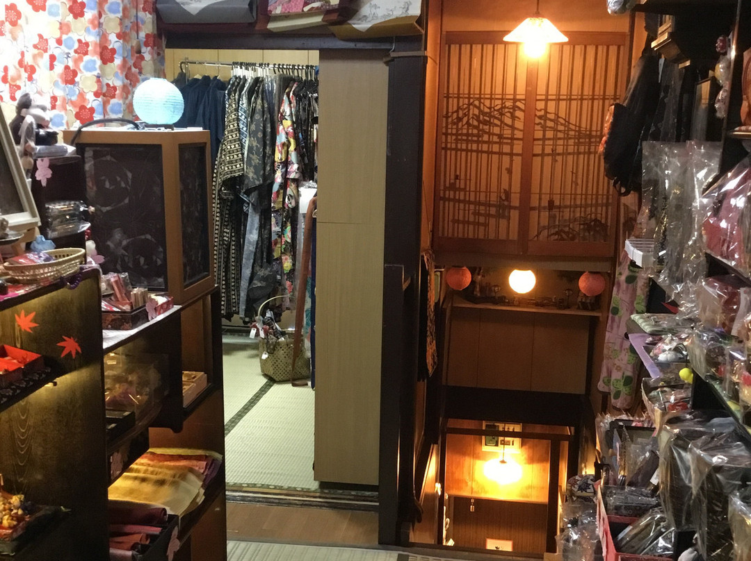 Unique Kimono So-an-Nezu必去景点