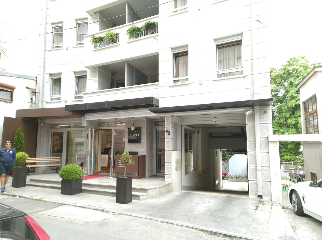 Hotel TESLA - Smart Stay主图