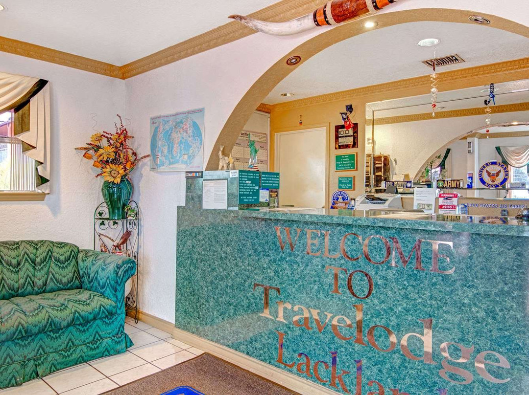 Econo Lodge Inn & Suites Near Lackland AFB主图