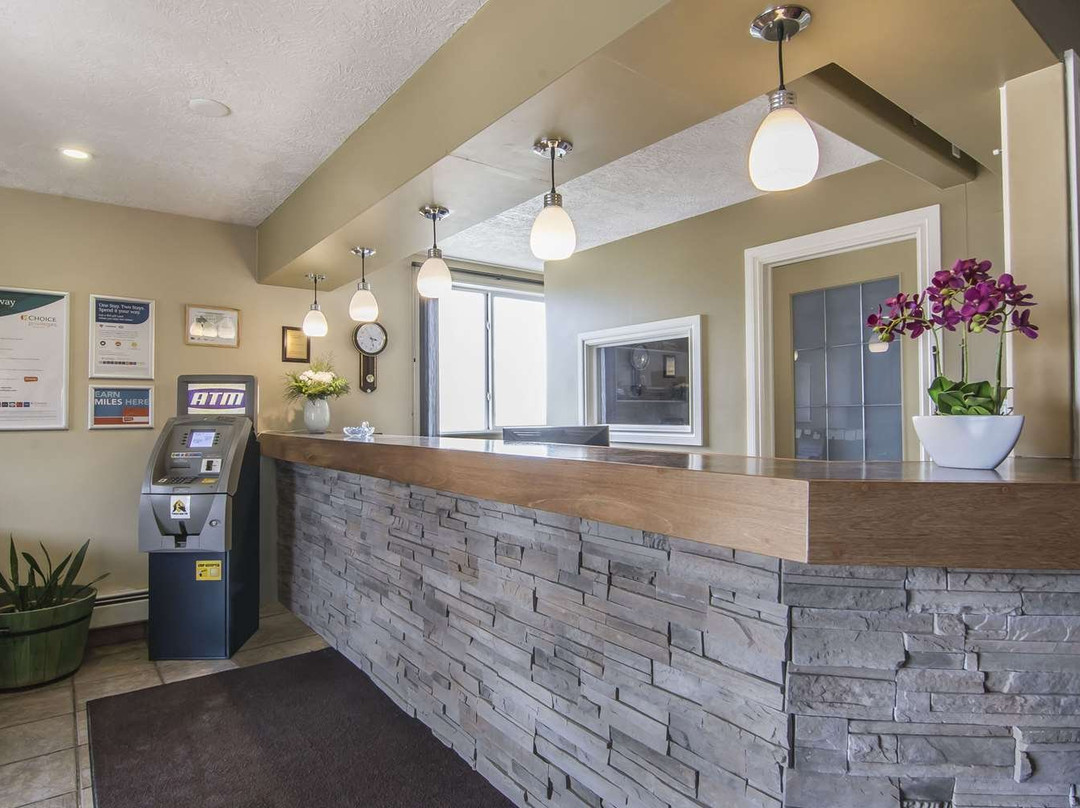 Econo Lodge Inn & Suites主图