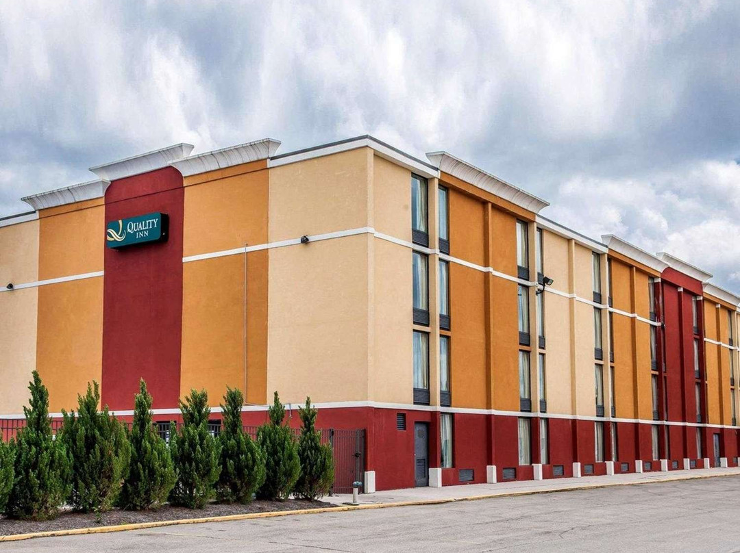 Quality Inn Terre Haute University Area主图