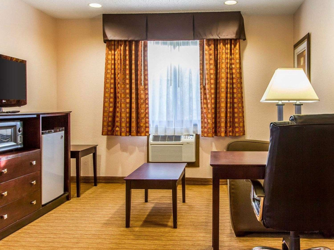 Quality Inn & Suites主图