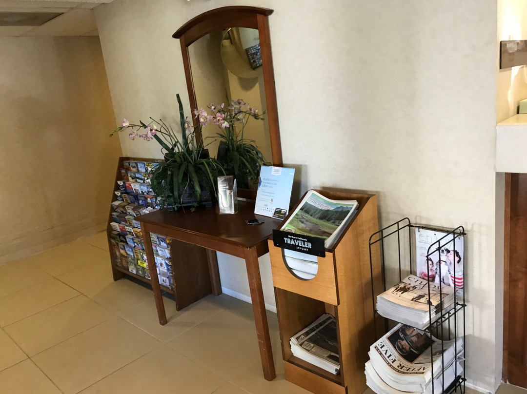 雷丁贝蒙特旅馆套房酒店主图