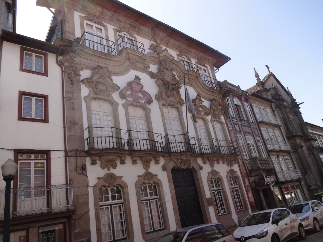 Casa dos Lobo Machado-吉马良斯必去景点