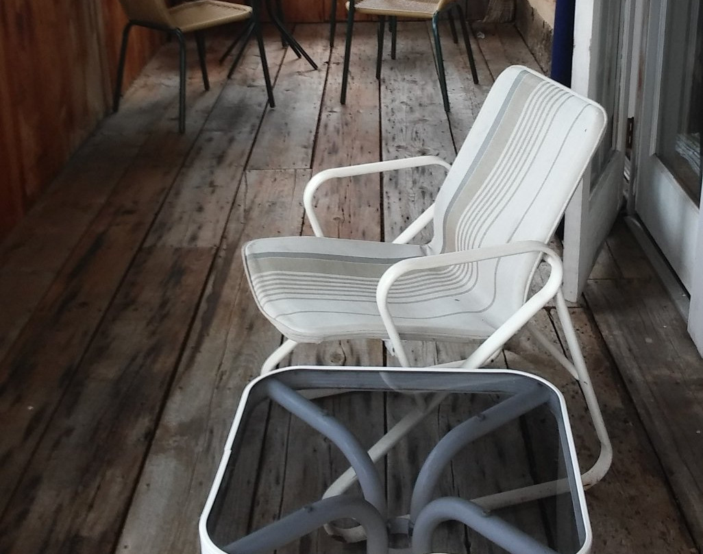 Log Cabin Guest House主图