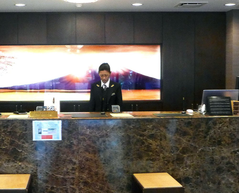 吴竹富士山酒店主图