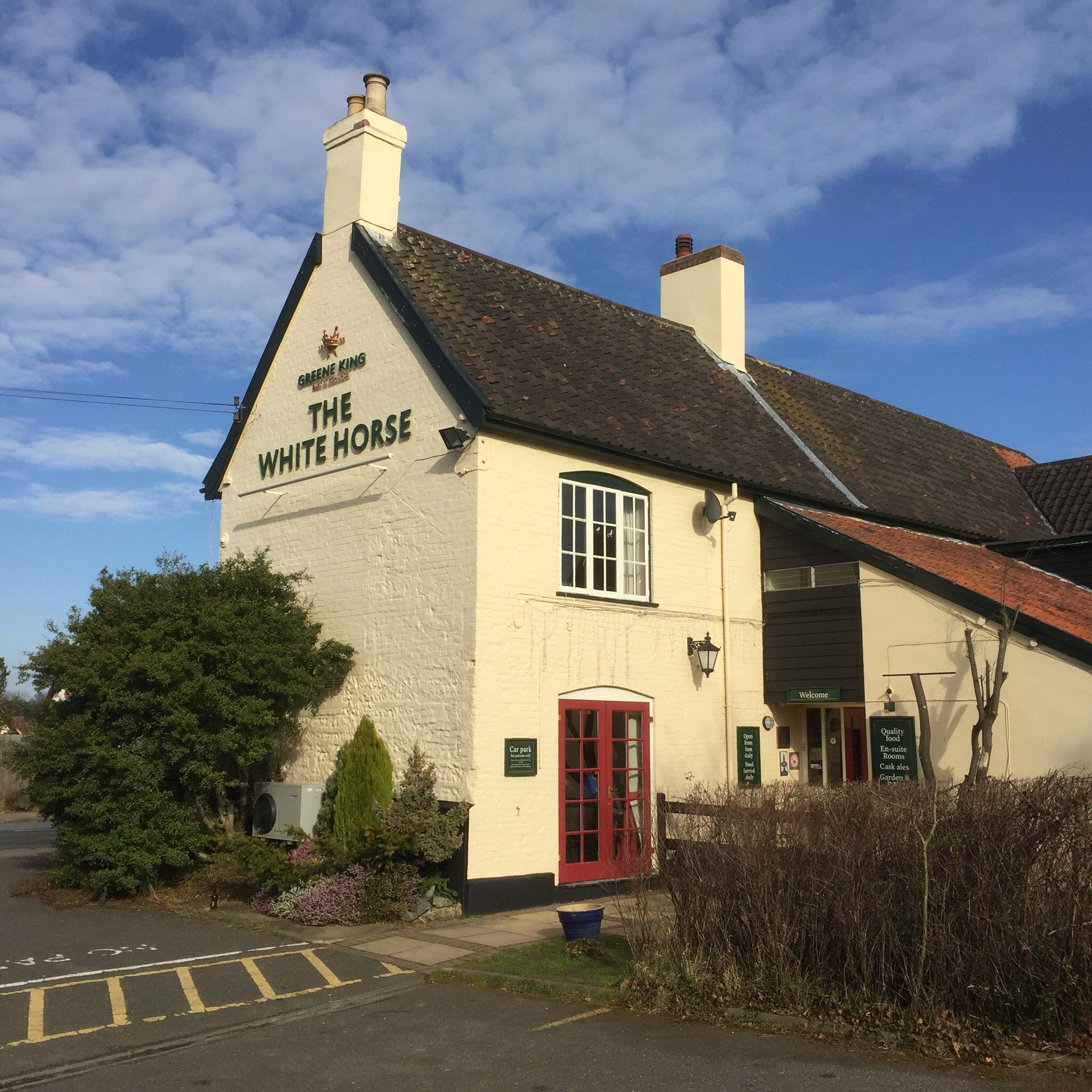 White Horse Inn-官方