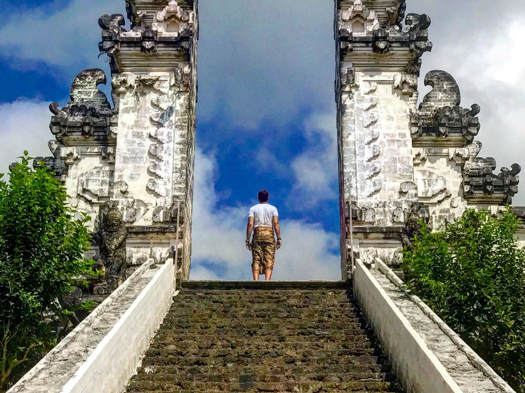 Pura Penataran Agung Rinjani-Senaru必去景点