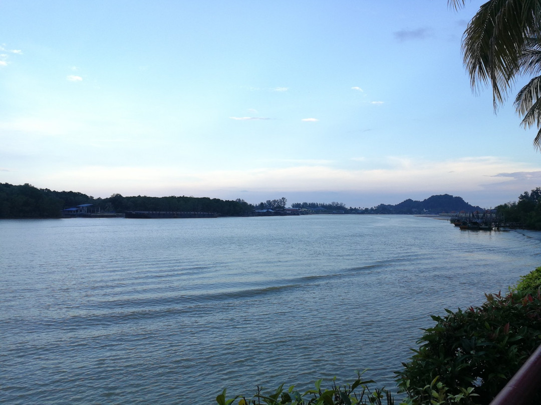 Riverine Garden Hotel主图