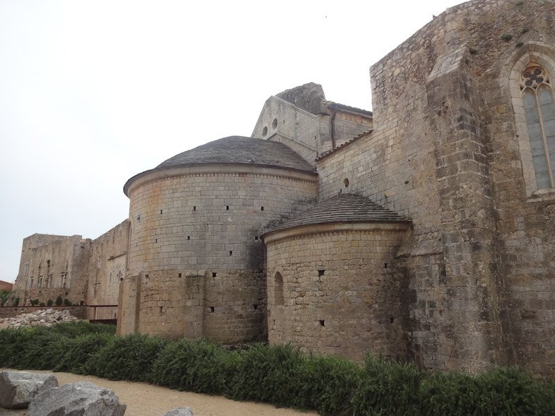 Monasterio de Santa Maria de Vilabertran景点图片