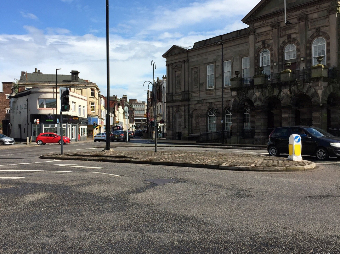 Longton Town Hall景点图片