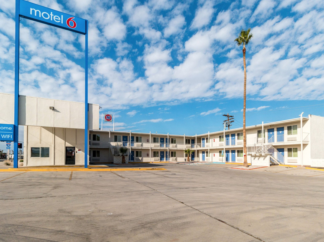 Quartzsite酒店住宿-Motel 6 Blythe, CA - South