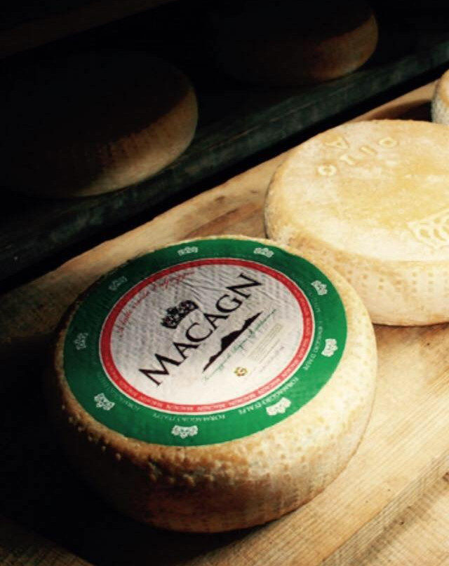 Scarnafigi旅游景点-Casa del Parmigiano - I Formaggi di Franco Parola