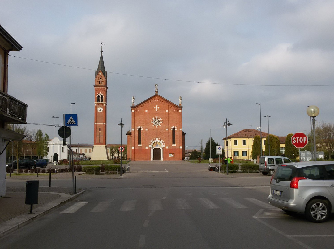 Villadose旅游景点-Chiesa Parrocchiale di Sant'Andrea Apostolo