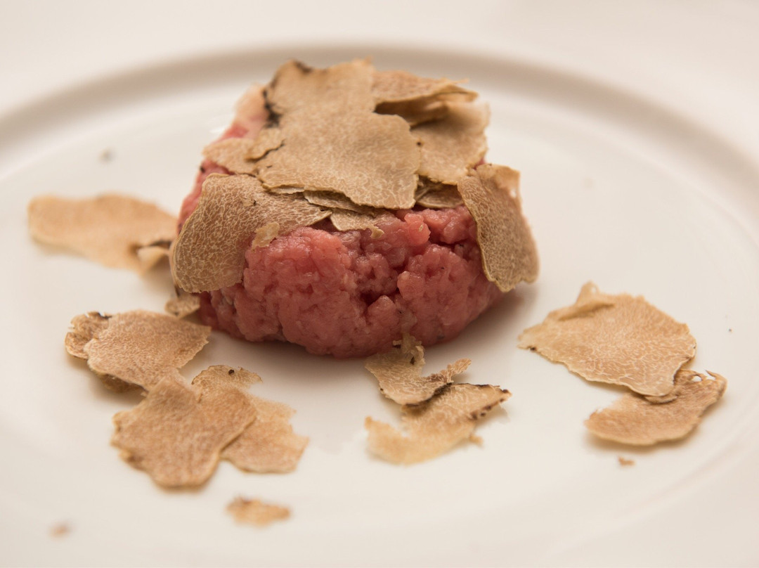 Montechiaro d'Acqui餐馆和美食-Cacciatori