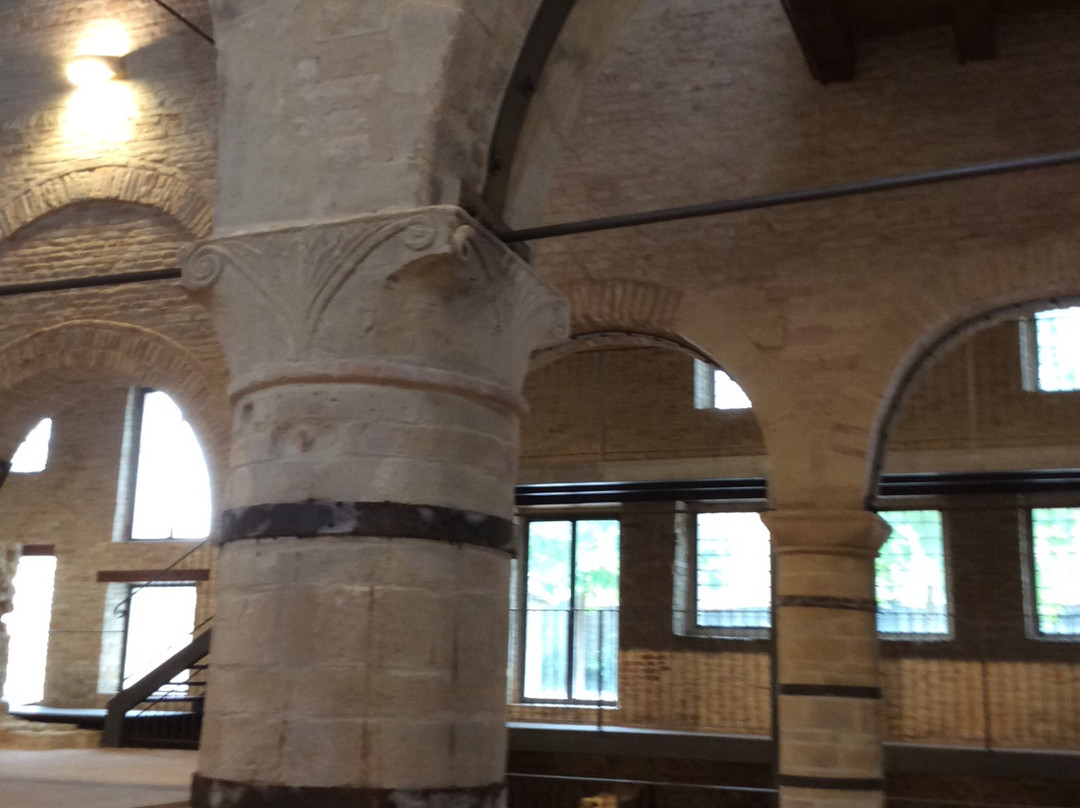 Basilica Imperiale di Santa Croce al Chienti-Sant'Elpidio a Mare必去景点