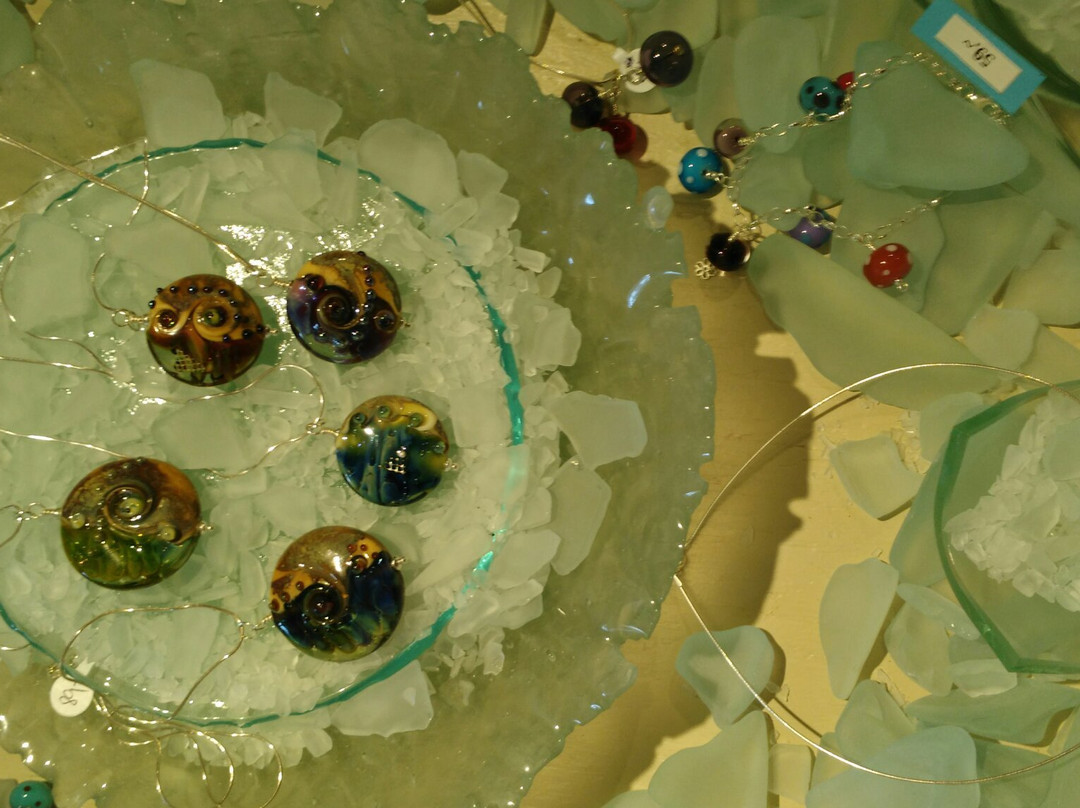 Hanscomb Glass Studio-伊劳拉必去景点