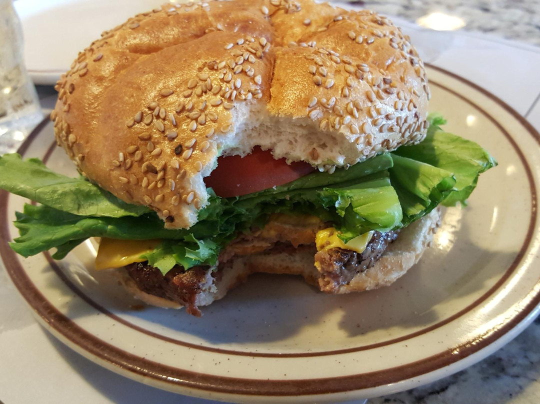 Montchanin餐馆和美食-Charcoal Pit