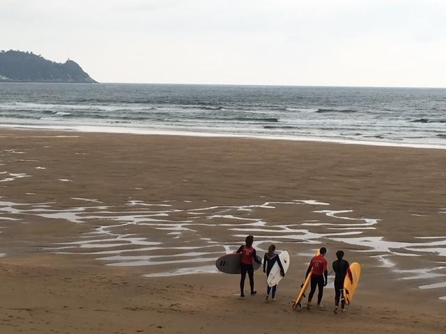 Pukas Surf Eskola Zarautz-扎鲁亚斯必去景点