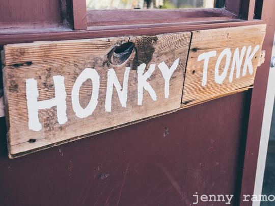 Times Change(d) High and Lonesome Club-温尼伯必去景点