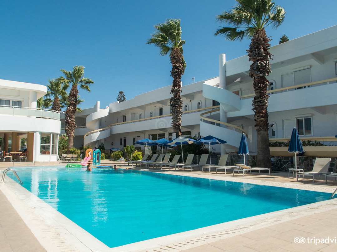 Paleos Apartments
