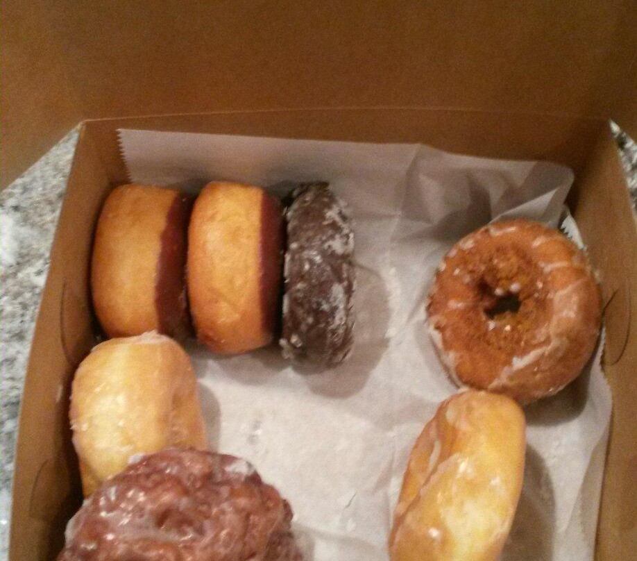 Ray's Donuts