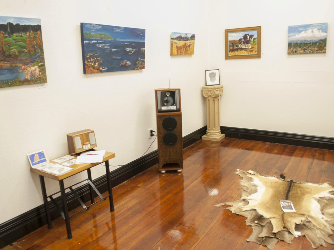 The Barbed Wire Gallery-Raetihi必去景点